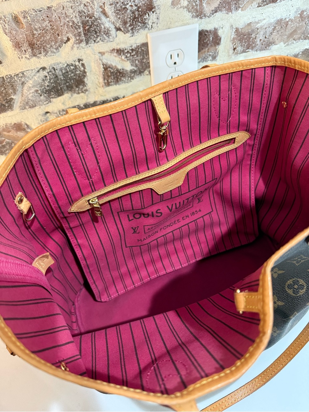 Louis Vuitton Monogram Canvas Tote with Pink Interior - Picture 2 of 6